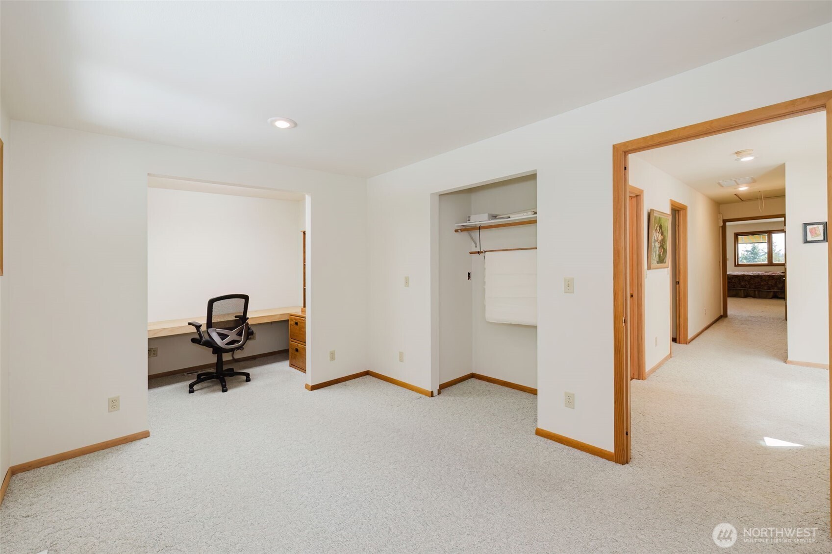 1225 Ne Hoffs Drive Property Photo 32