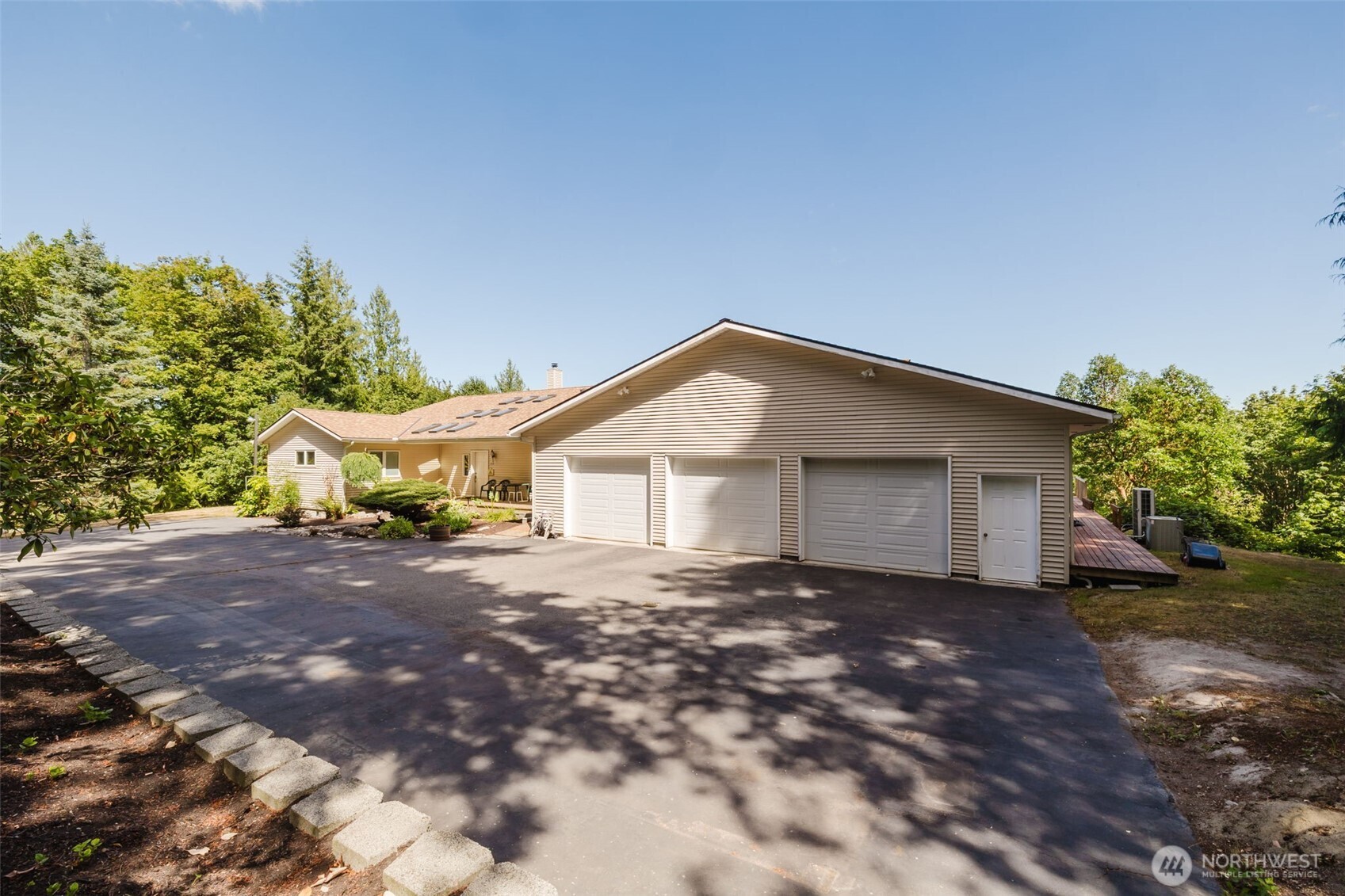 1225 Ne Hoffs Drive Property Photo 40