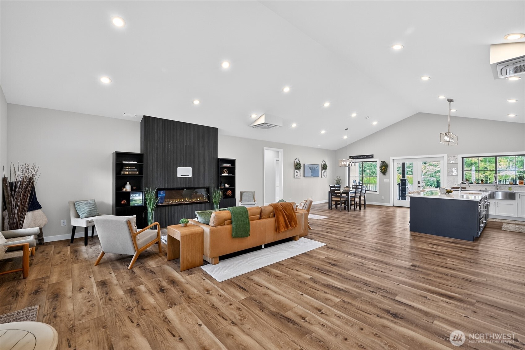 17430 Interurban Boulevard Property Photo 12