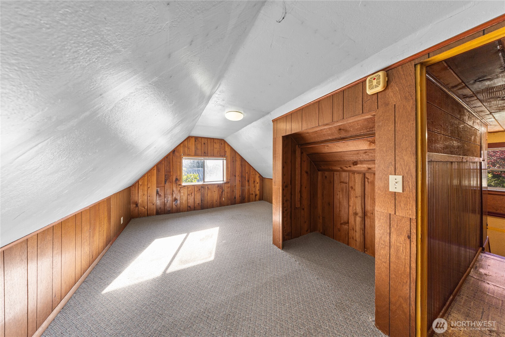 27193 State Route 20 Property Photo 11
