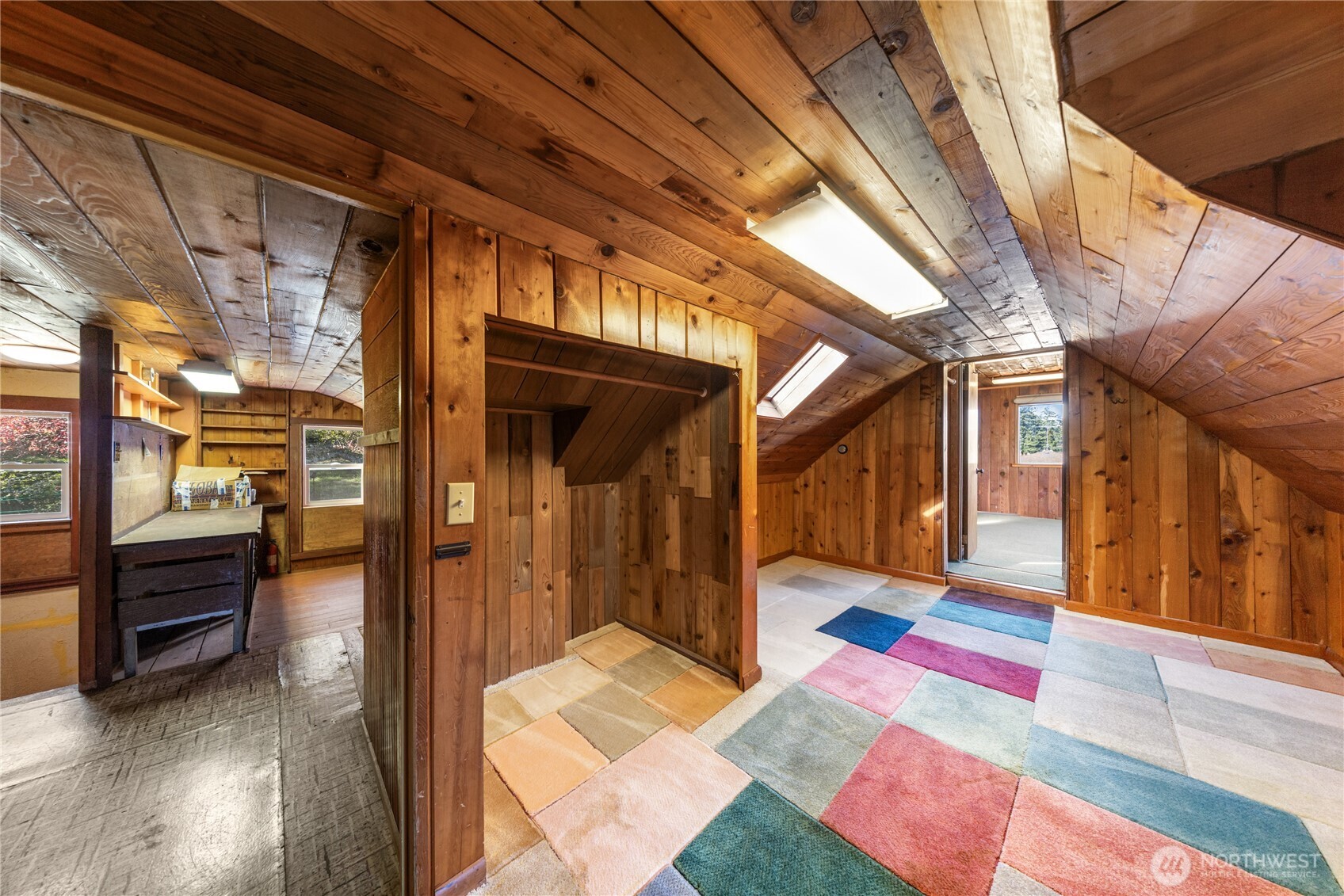 27193 State Route 20 Property Photo 14