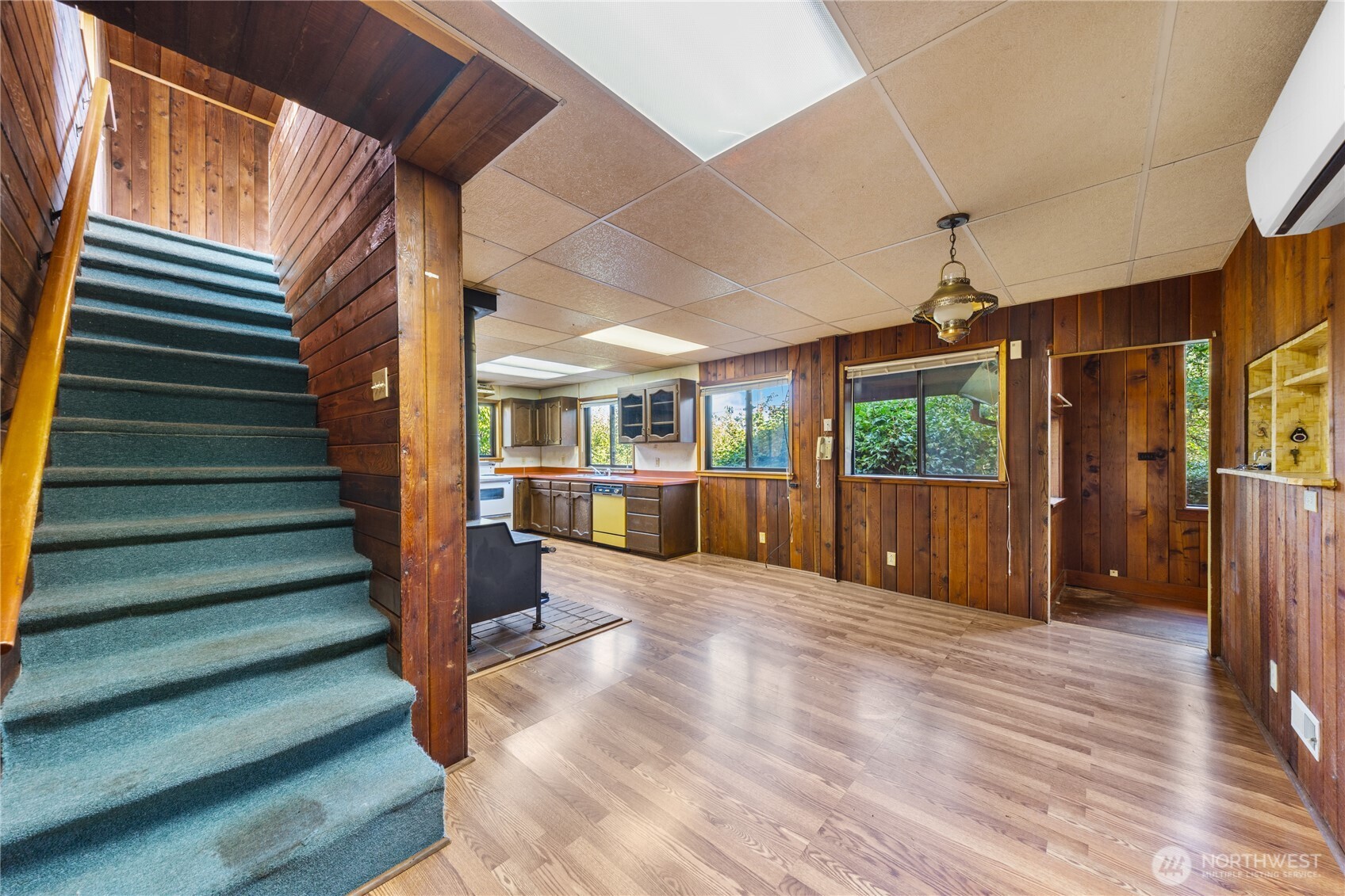 27193 State Route 20 Property Photo 17