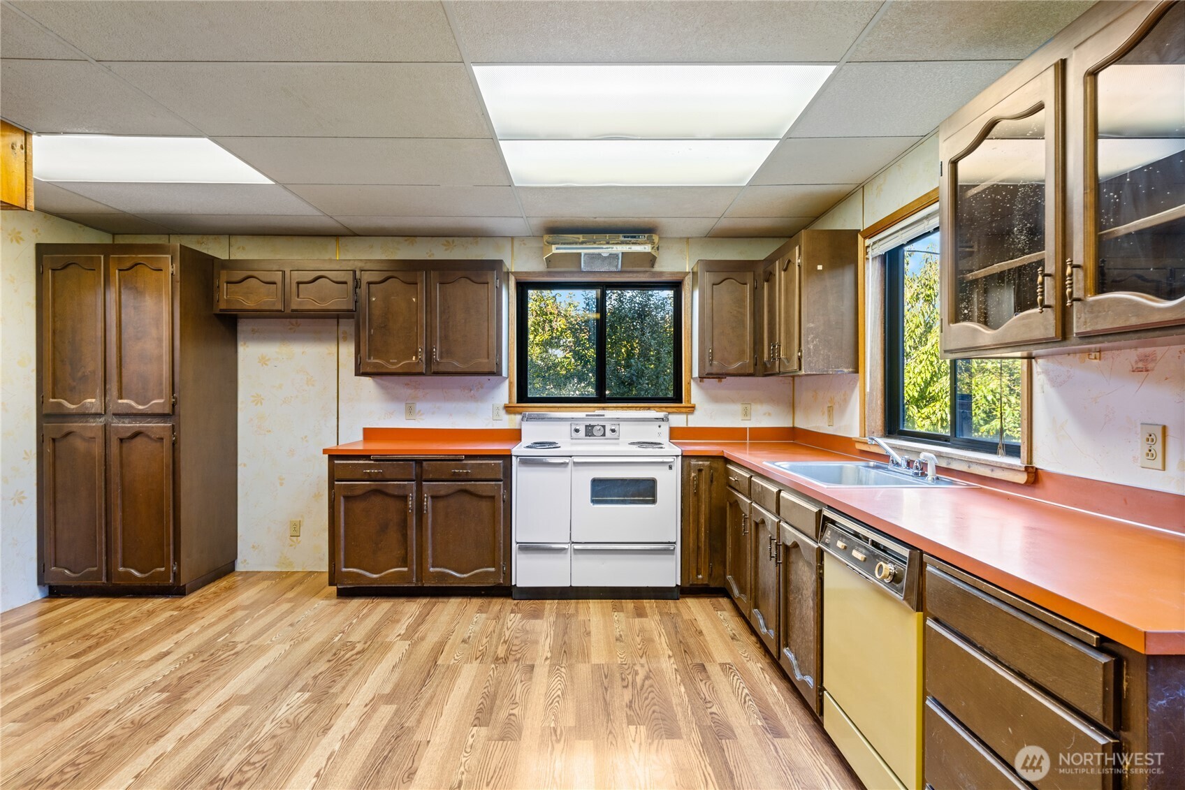 27193 State Route 20 Property Photo 20