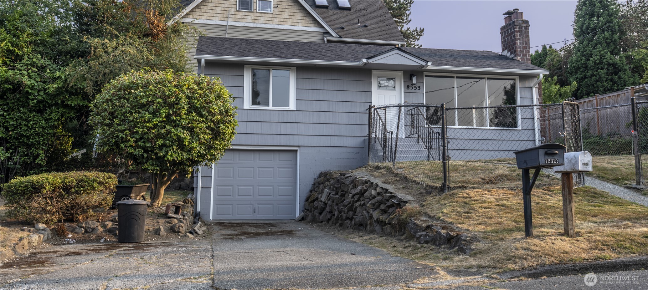 8553 S 123rd Place Property Photo 1