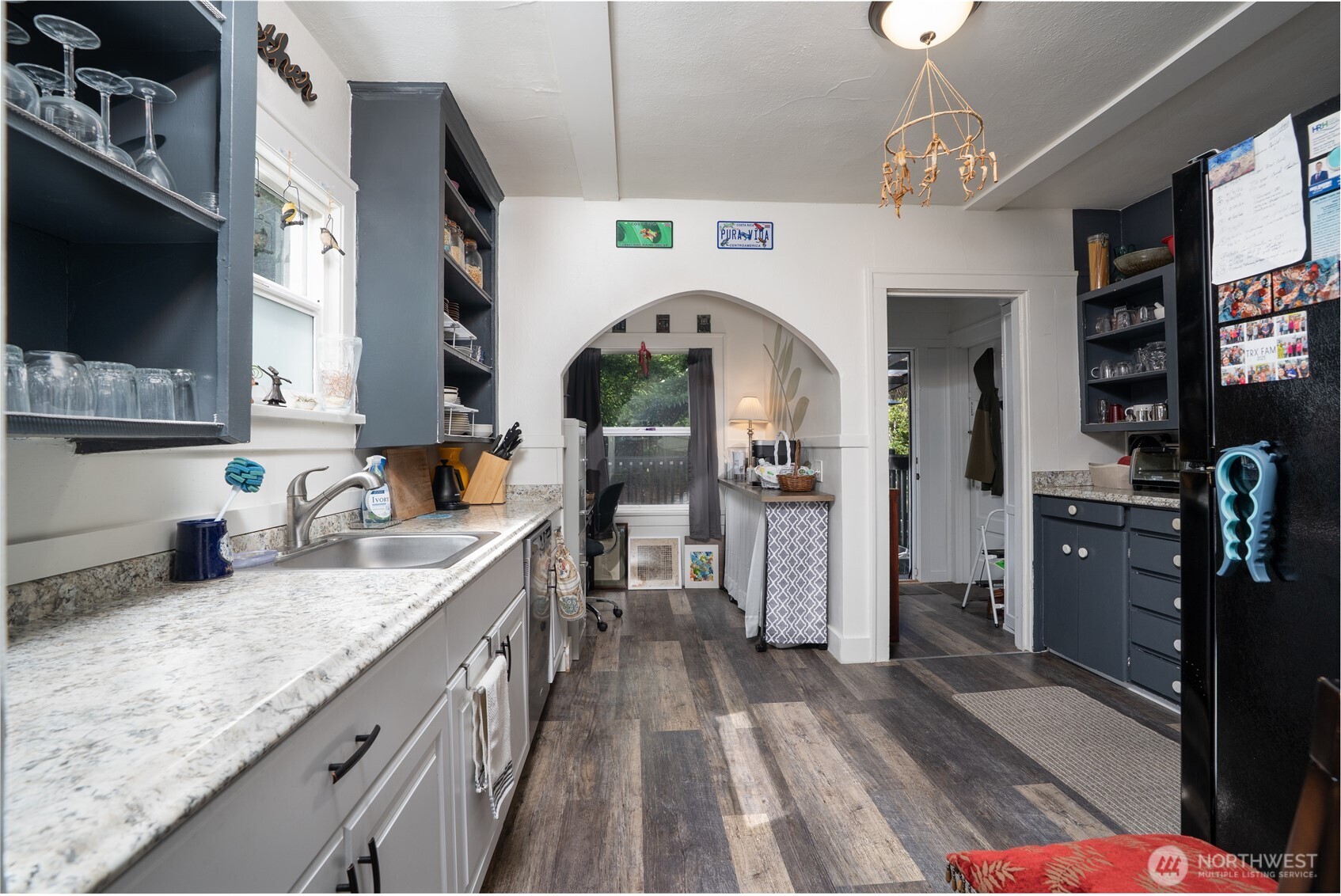 505 N B Street Property Photo 11