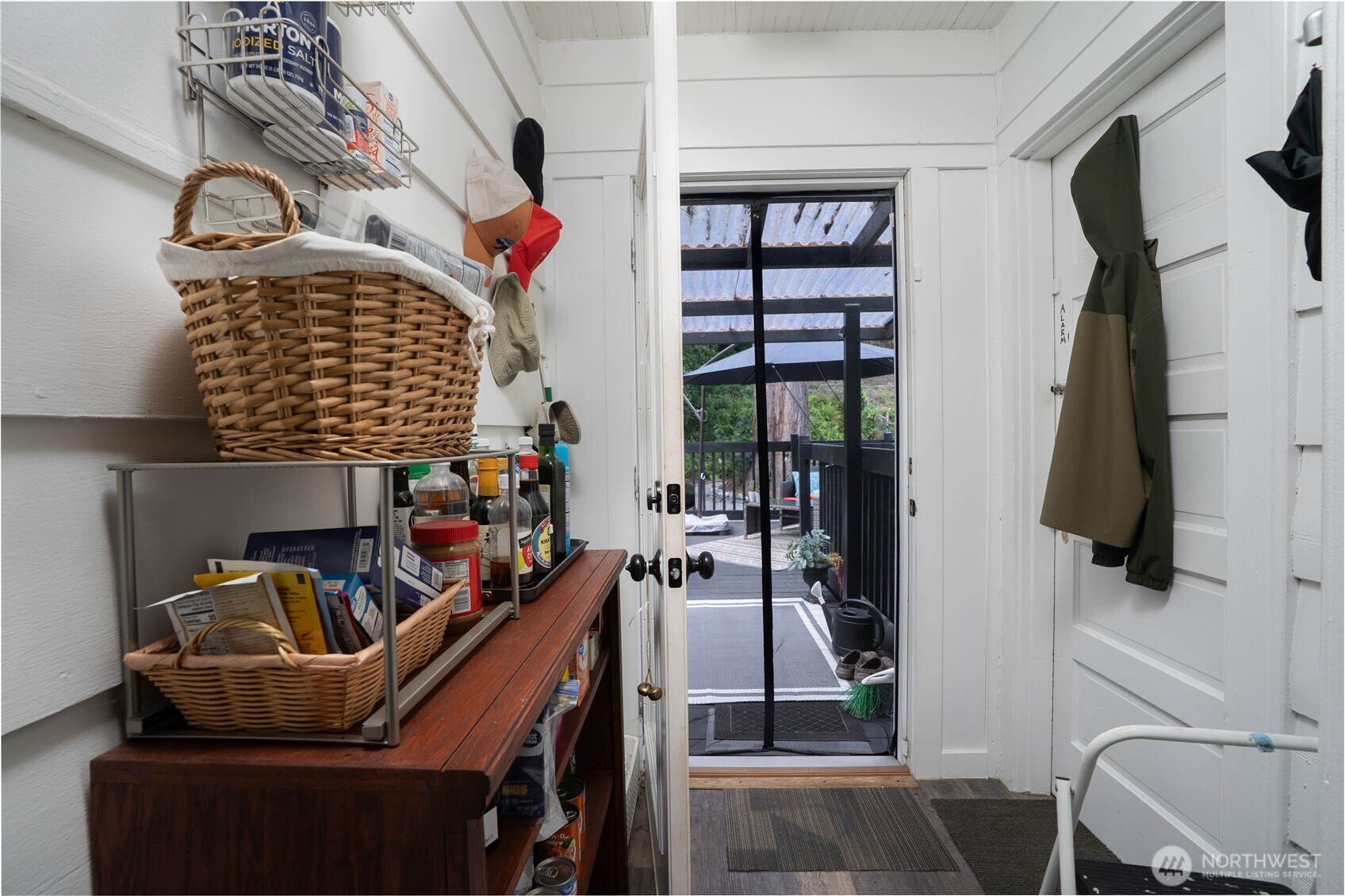 505 N B Street Property Photo 21