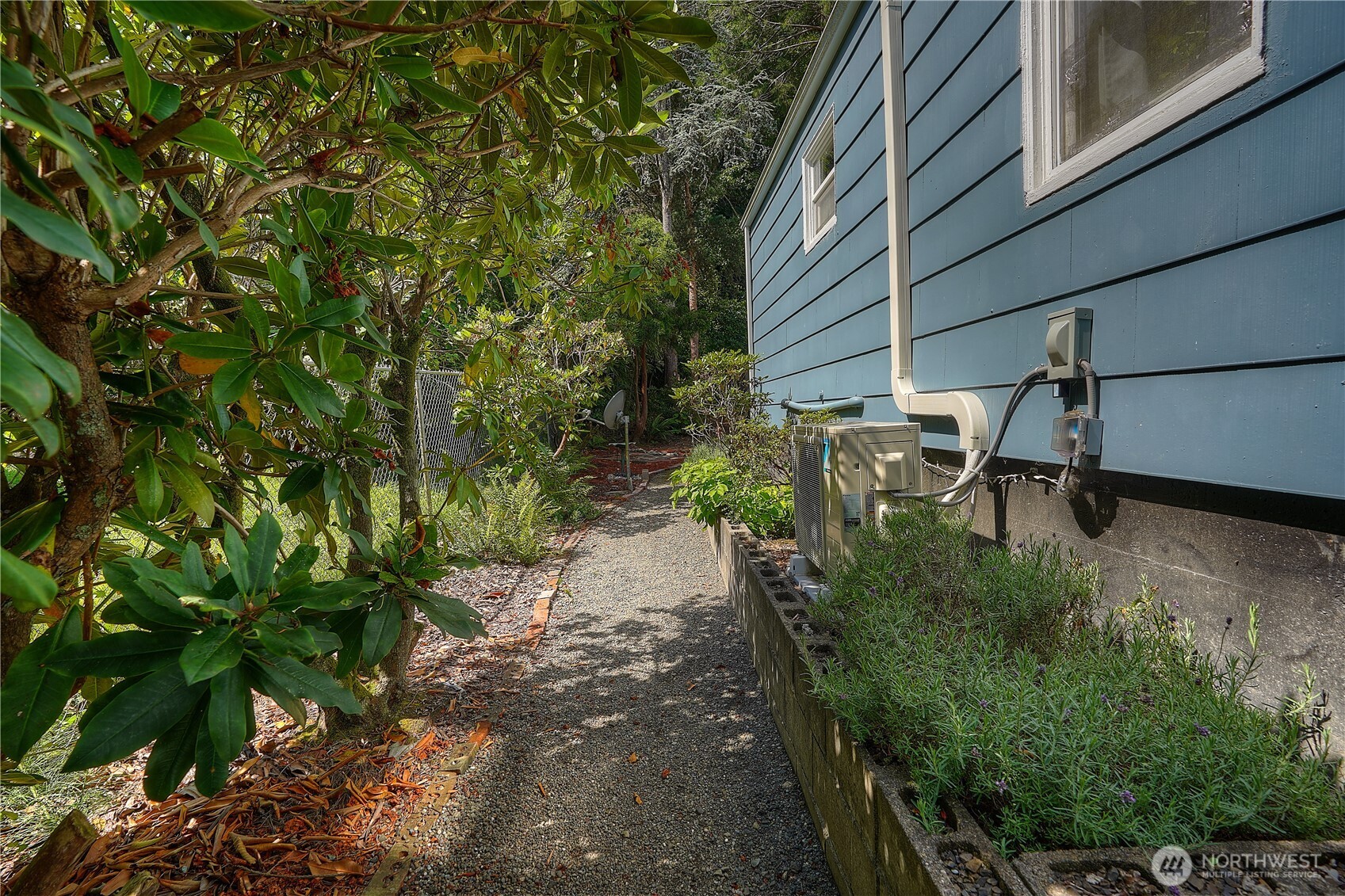 505 N B Street Property Photo 25