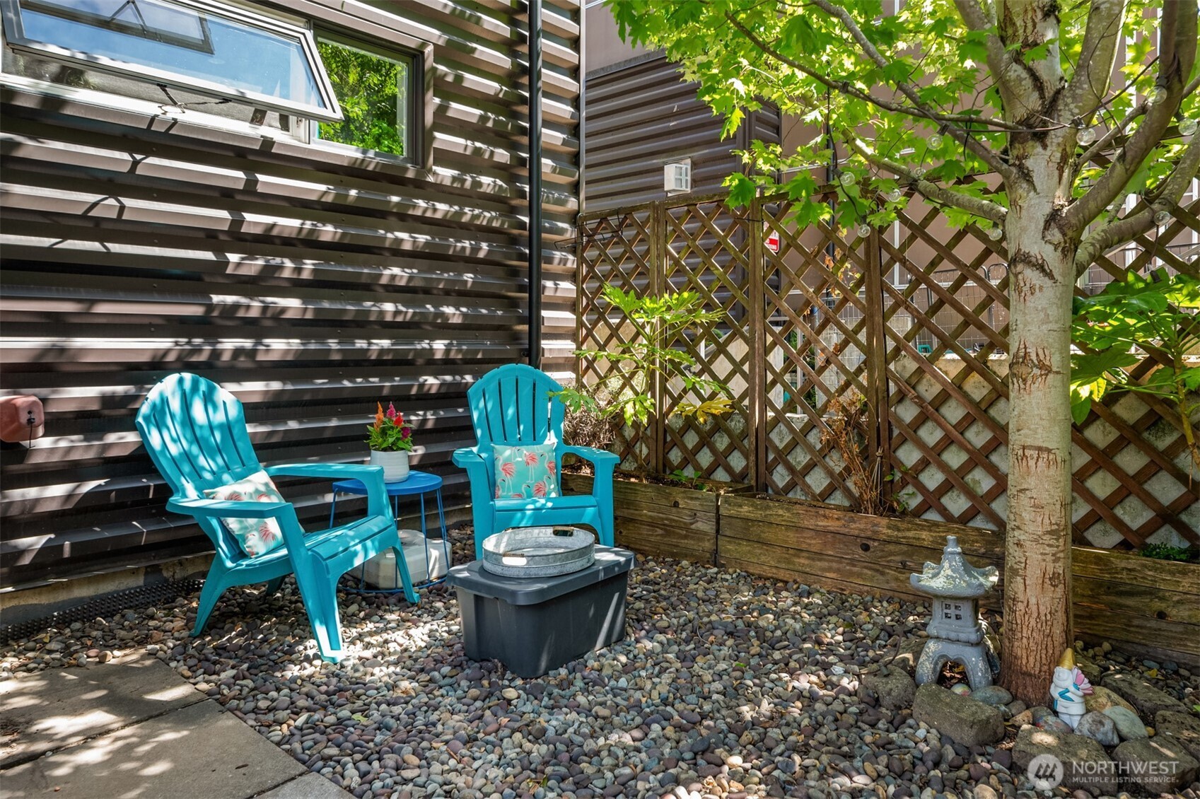 1754 Valentine Place Property Photo 27