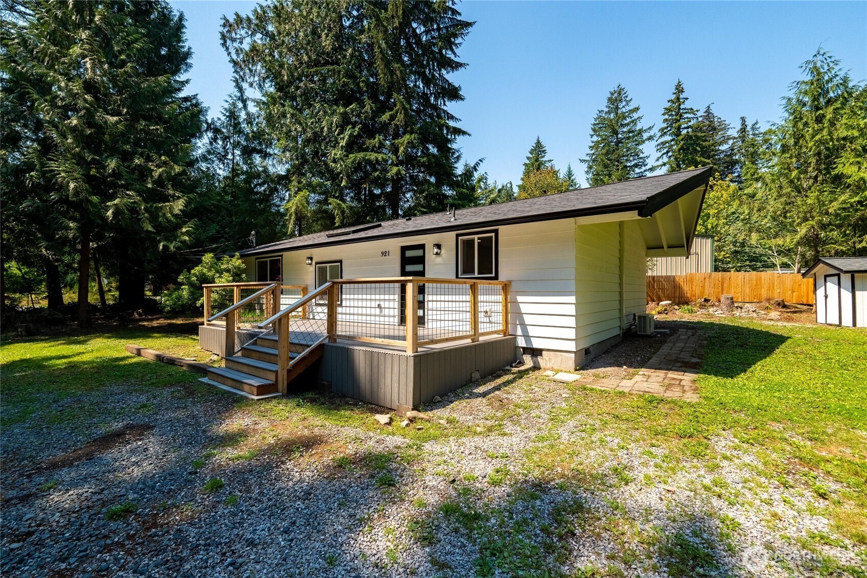 921 Ruby Valley Court Property Photo 3