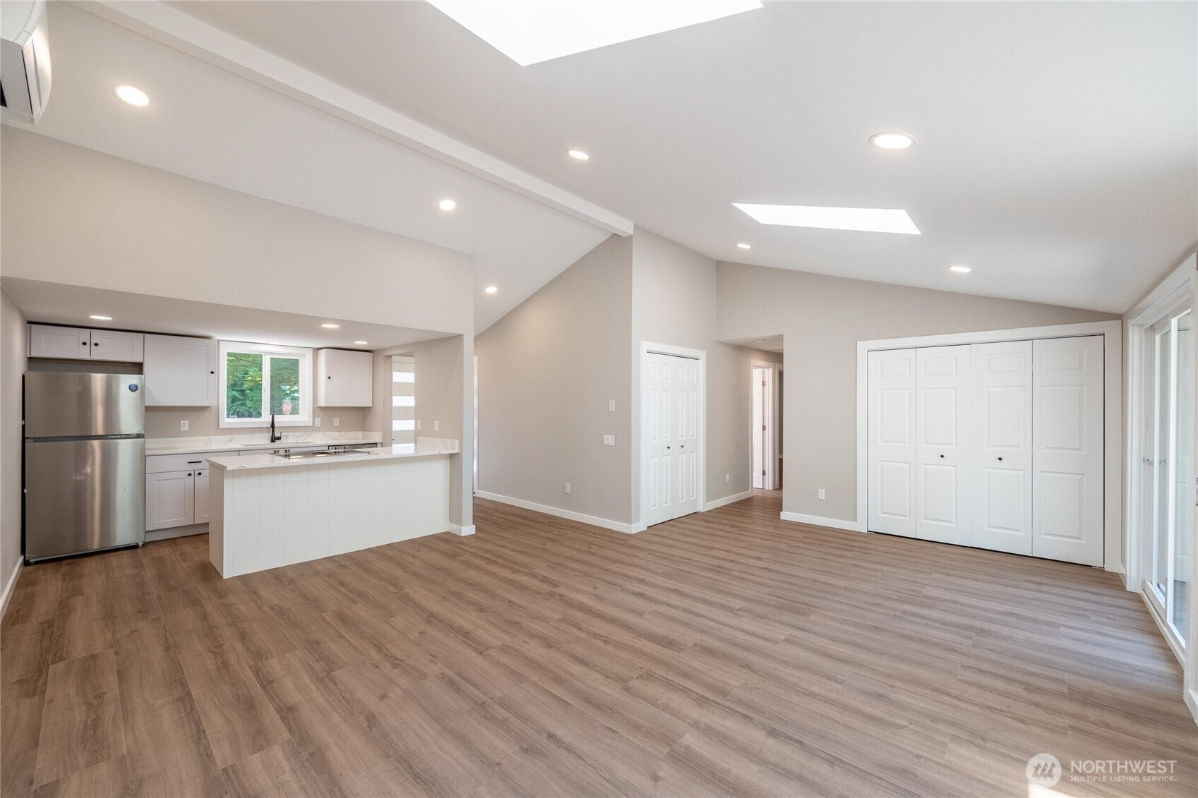 921 Ruby Valley Court Property Photo 12