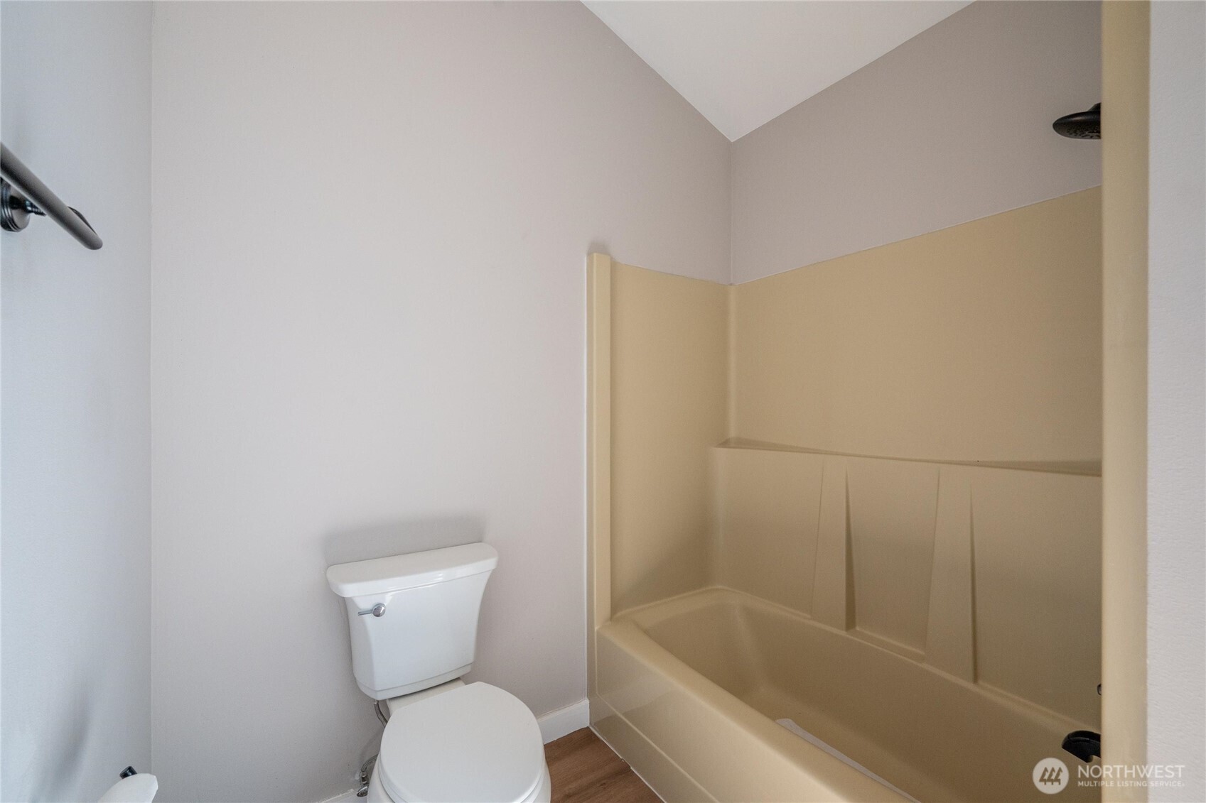 921 Ruby Valley Court Property Photo 18