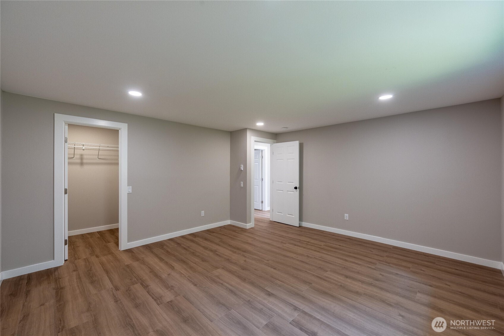 921 Ruby Valley Court Property Photo 26