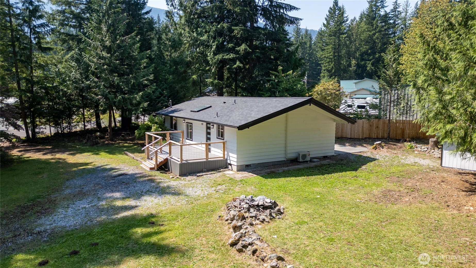 921 Ruby Valley Court Property Photo 32
