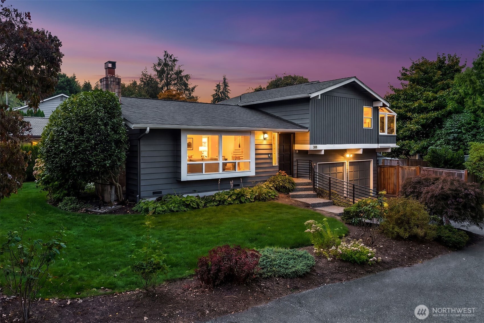 308 Fir Place Property Photo 1