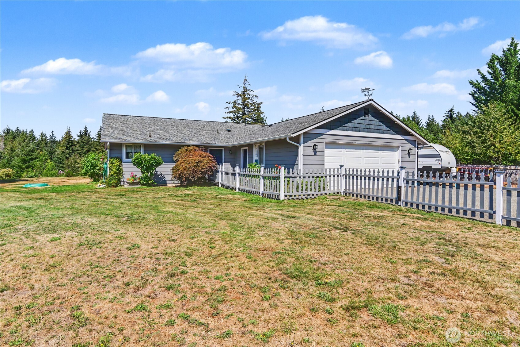 251 E Nikki Lane Property Photo 1