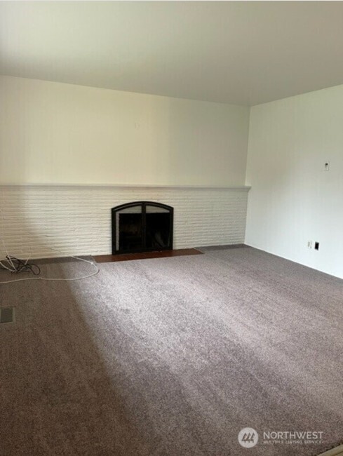 4530 151st Avenue Property Photo 2