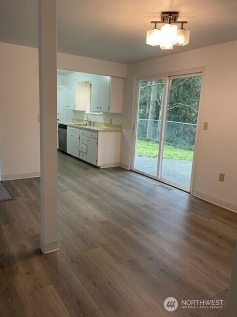 4530 151st Avenue Property Photo 6