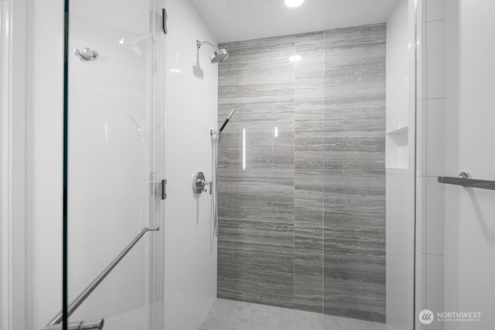 2510 6th Avenue 1107 Property Photo 9