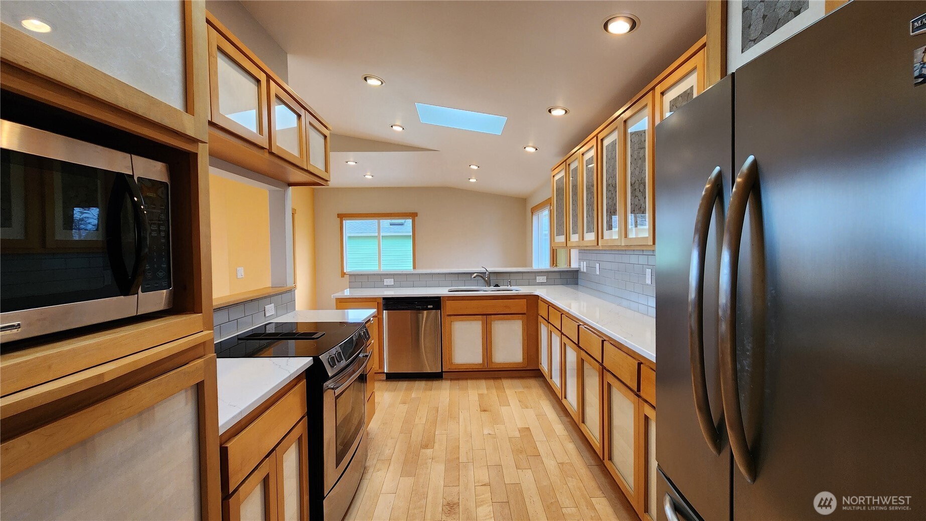 825 Brokaw Road Property Photo 24