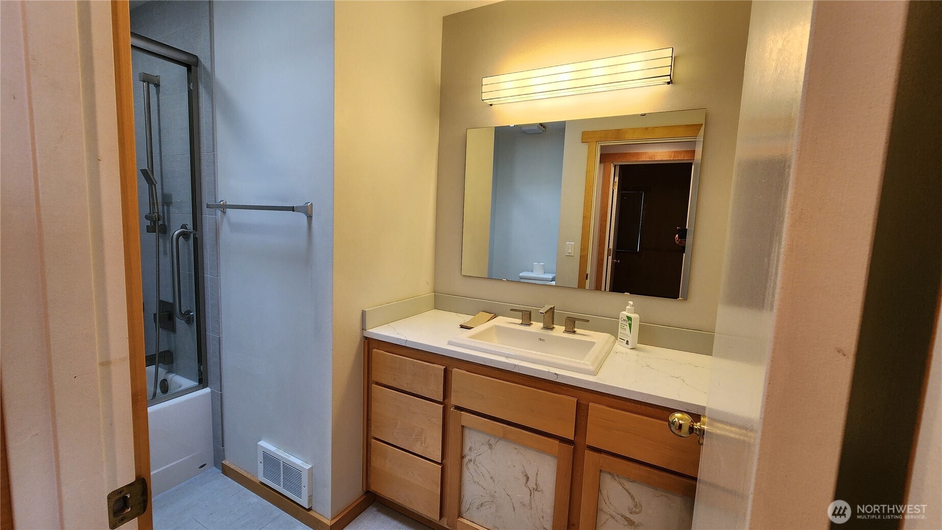 825 Brokaw Road Property Photo 25