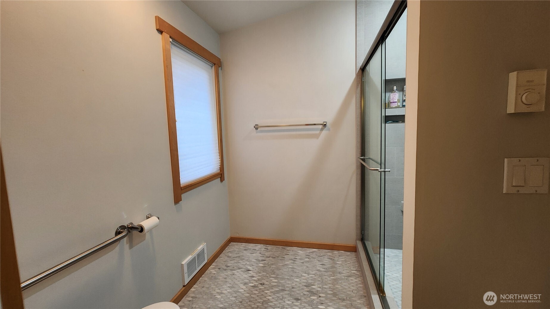 825 Brokaw Road Property Photo 29