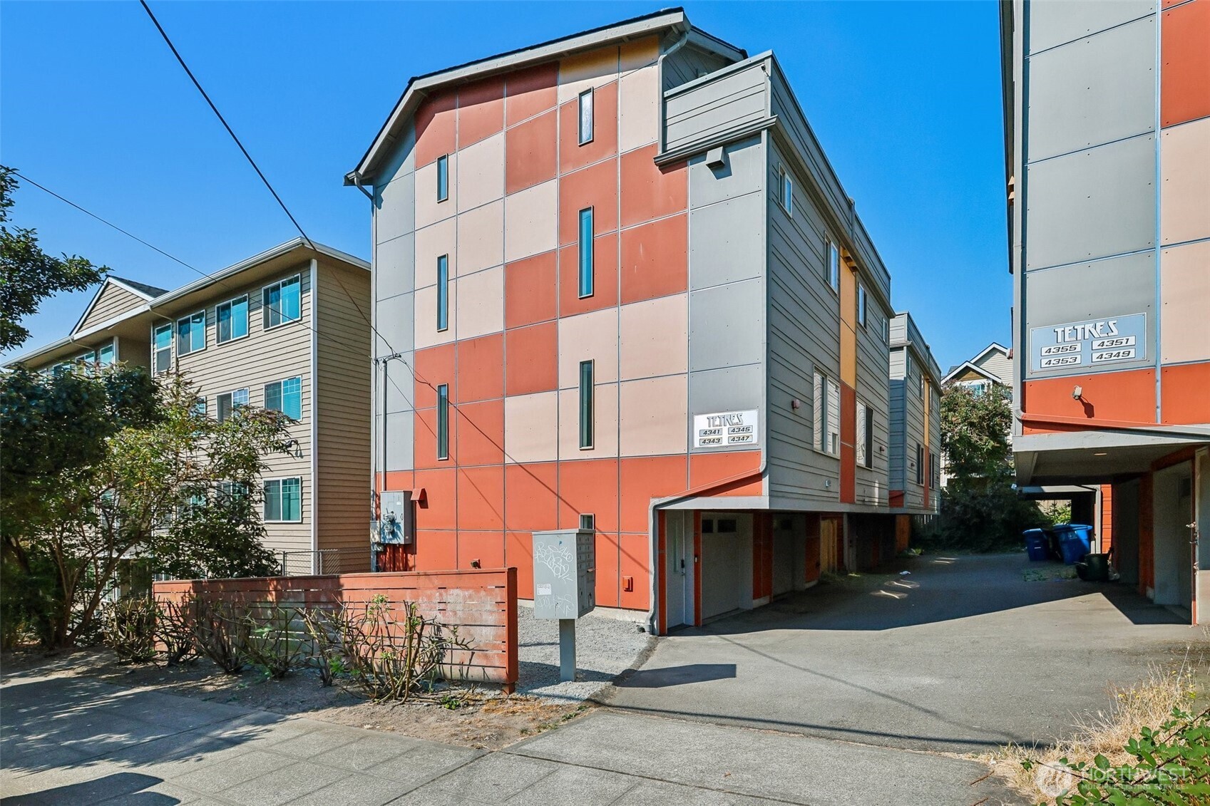 4341 8th Avenue Property Photo 1