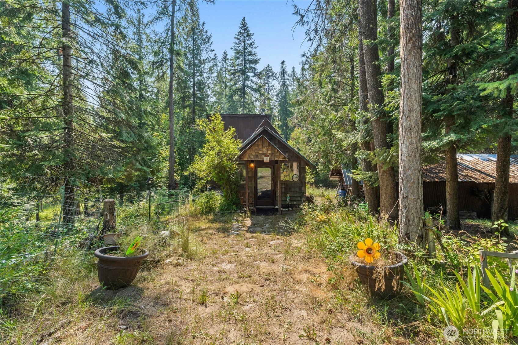 2423 Quinns Meadow Road L Property Photo 3