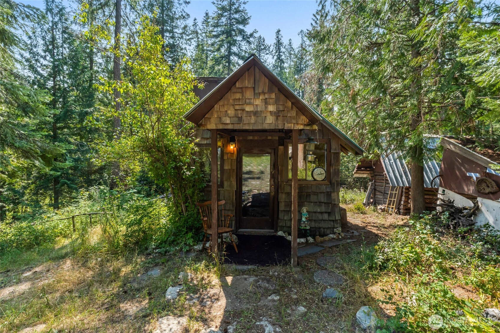 2423 Quinns Meadow Road L Property Photo 4