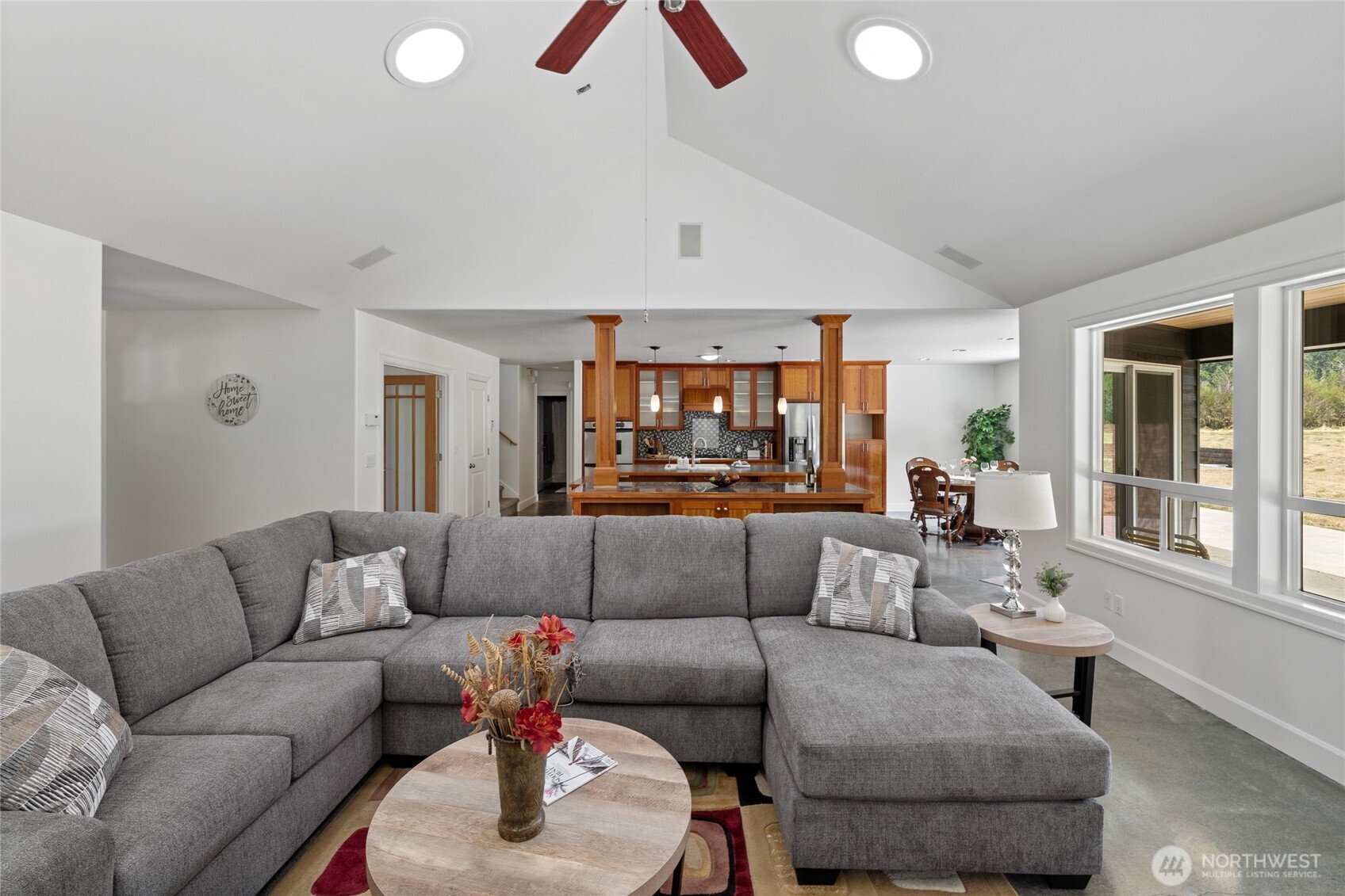 12406 110th Street Property Photo 5