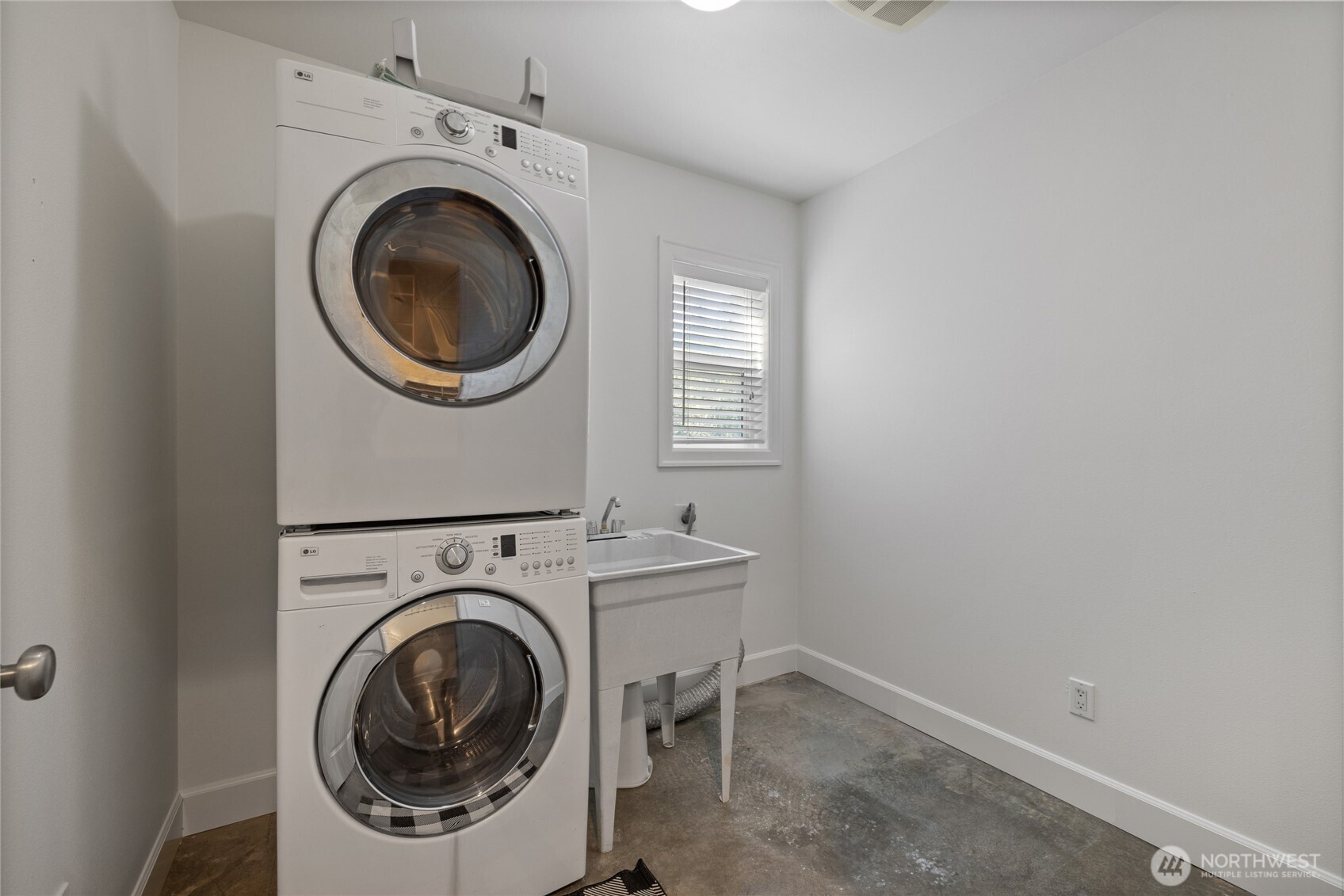 12406 110th Street Property Photo 16