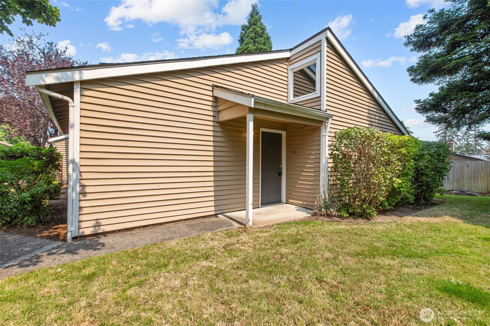 23718 13th Place 901 Property Photo 29
