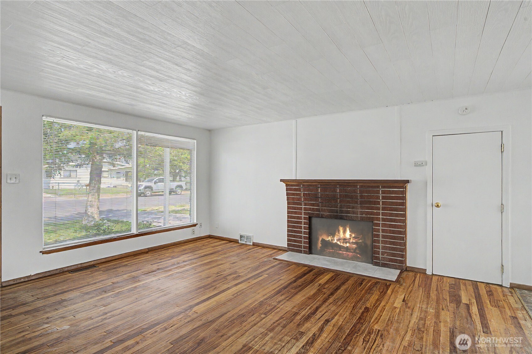 2607 W Texas Street Property Photo 12