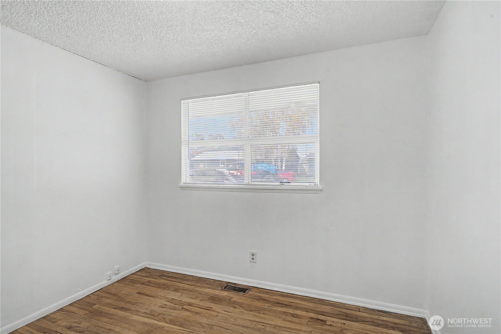 2607 W Texas Street Property Photo 22