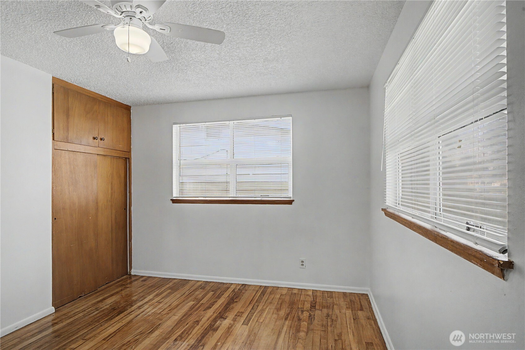 2607 W Texas Street Property Photo 25