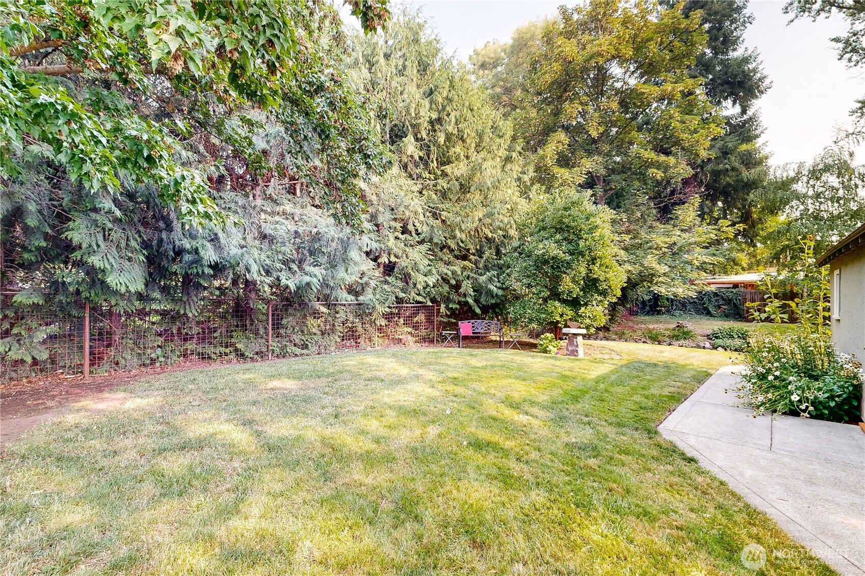 540 Craig Street Property Photo 18