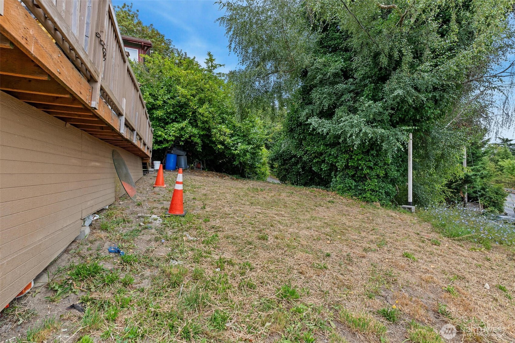 1924 S Graham Street Property Photo 10