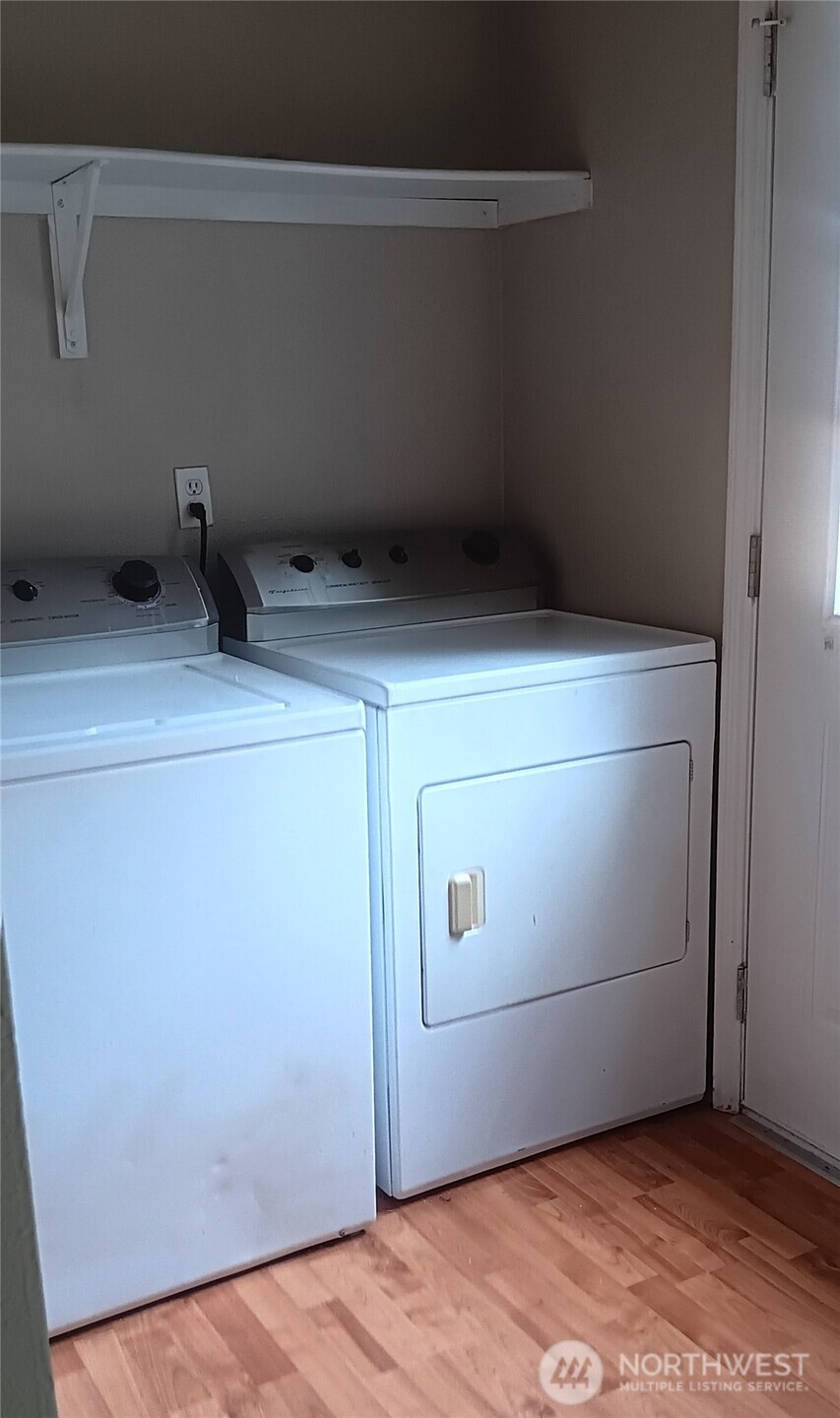 101 E Herron Place Property Photo 14
