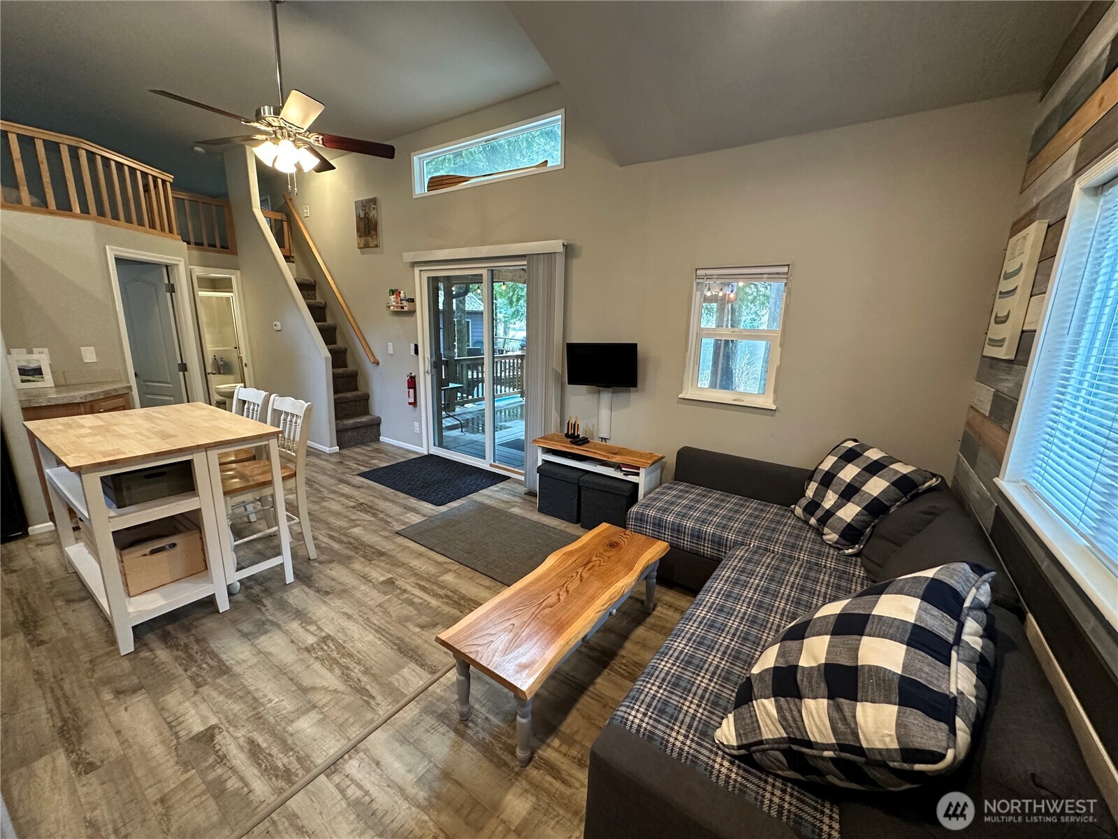 44920 Kayak Trail Property Photo 10
