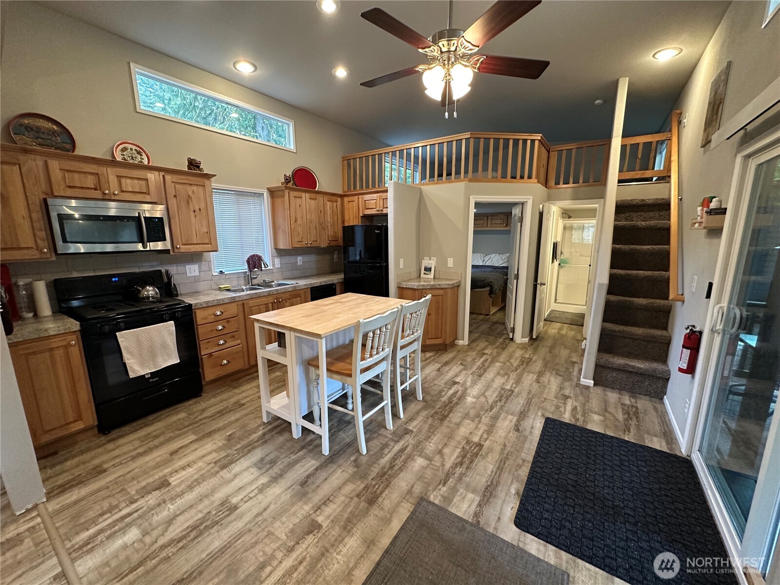 44920 Kayak Trail Property Photo 11