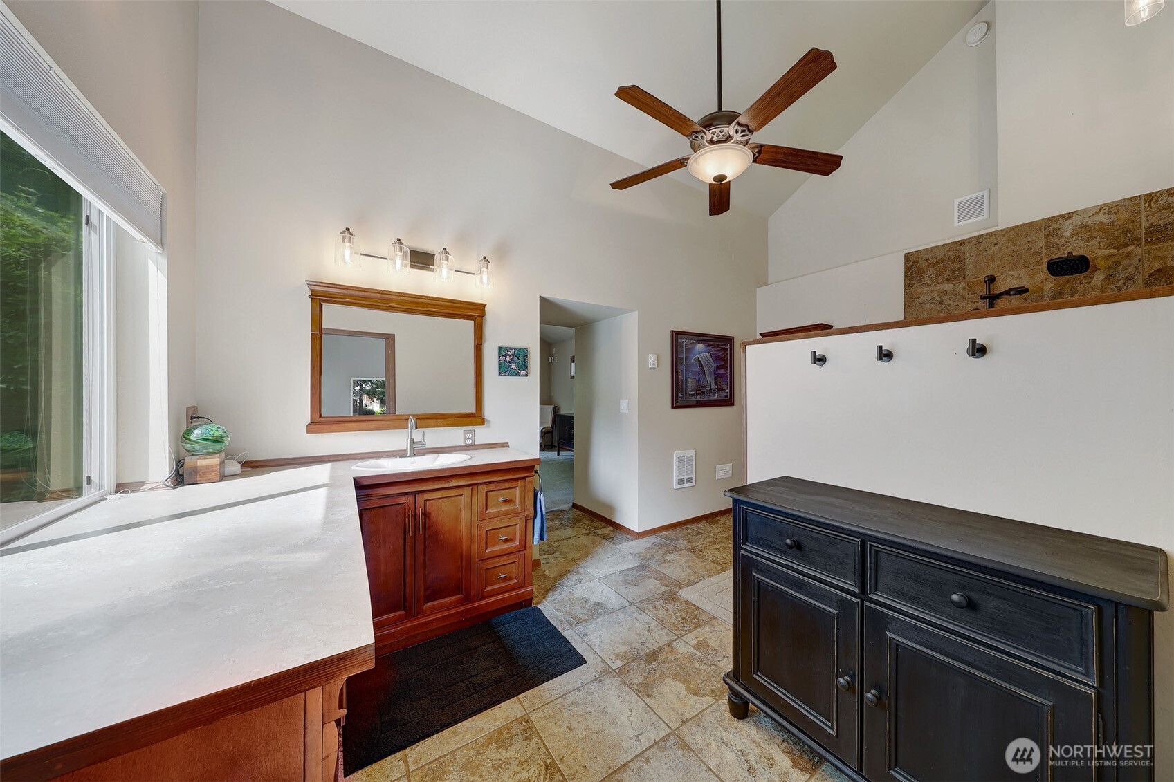 292 Ne Lake Drive Property Photo 21