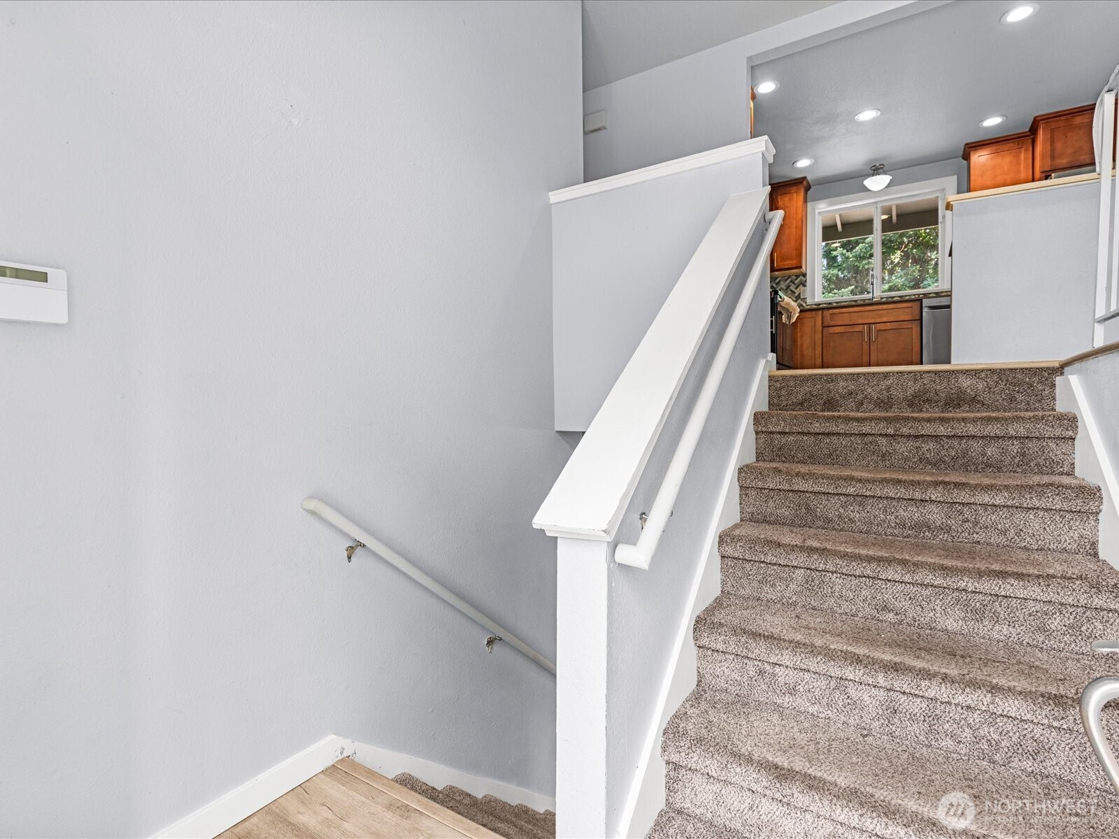 31624 3rd Place Property Photo 3