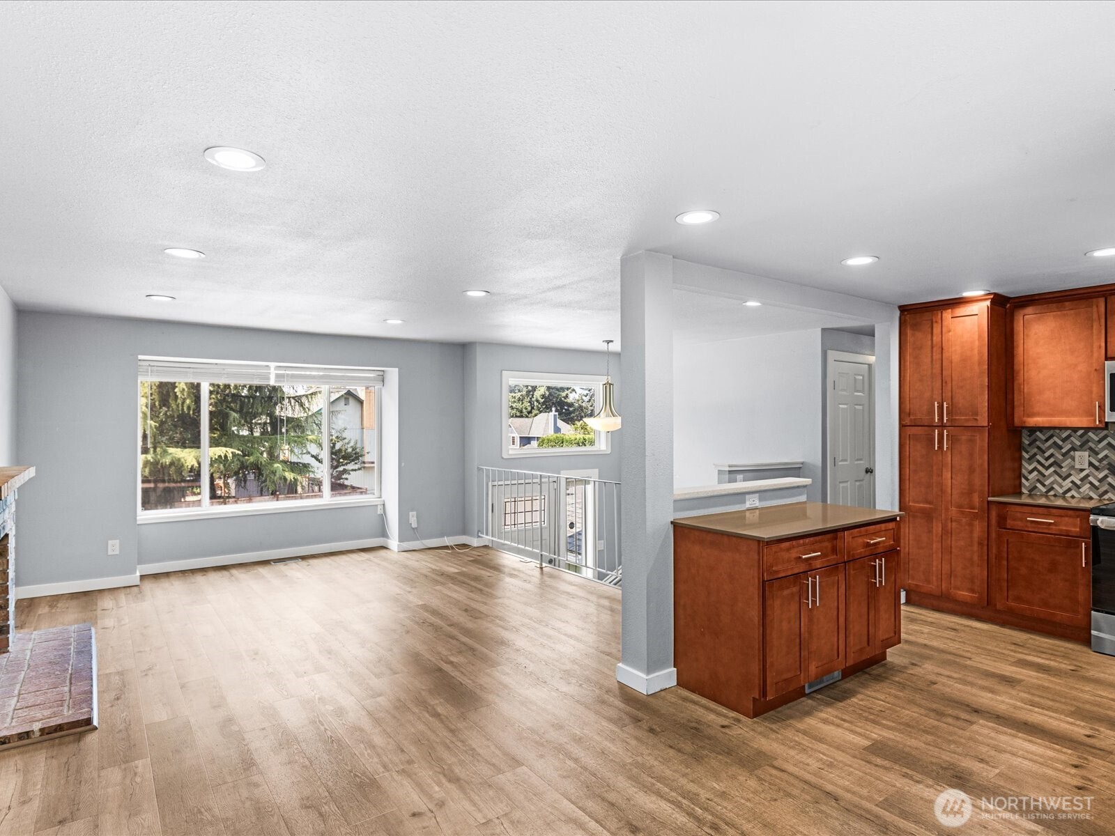 31624 3rd Place Property Photo 11