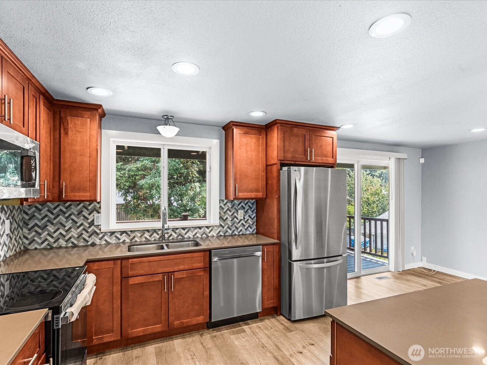 31624 3rd Place Property Photo 13