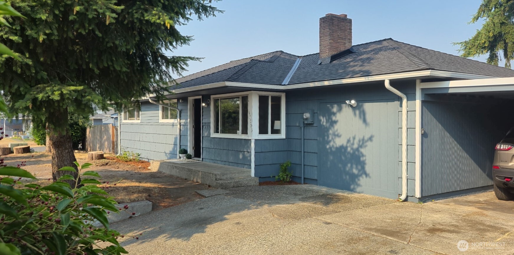 11503 Ainsworth Avenue Property Photo 2