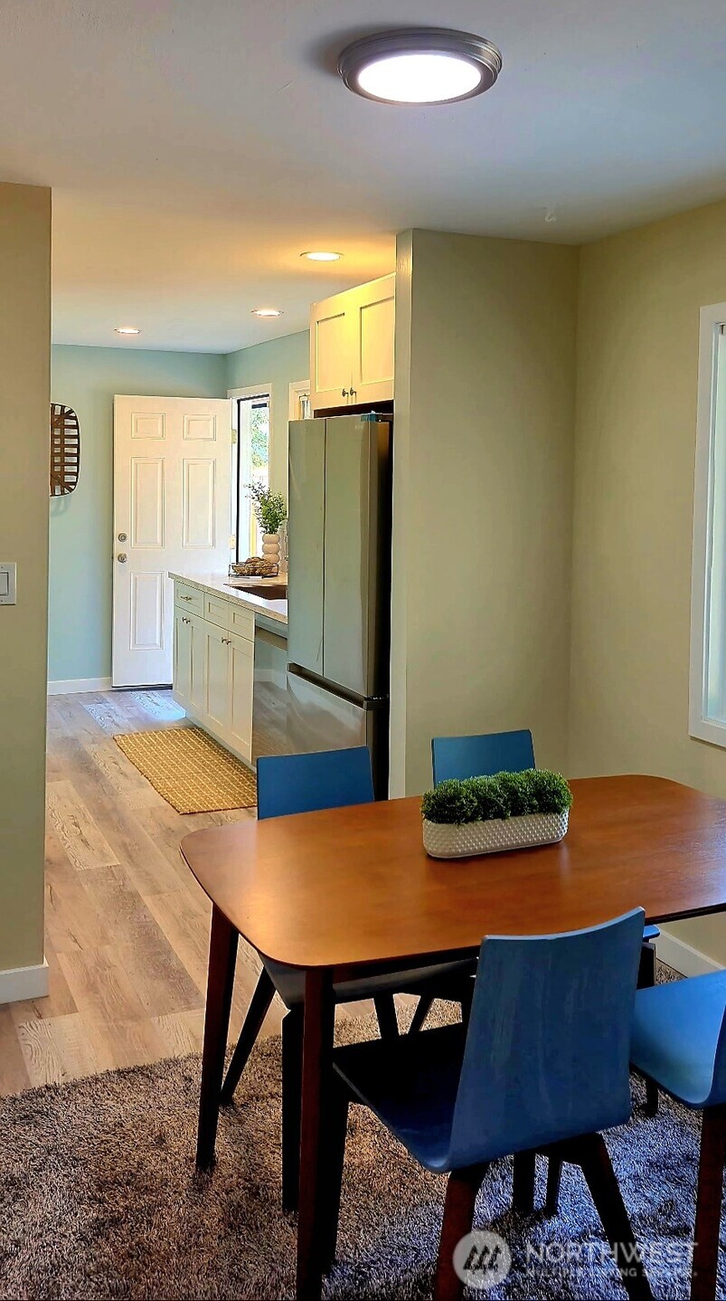 11503 Ainsworth Avenue Property Photo 6