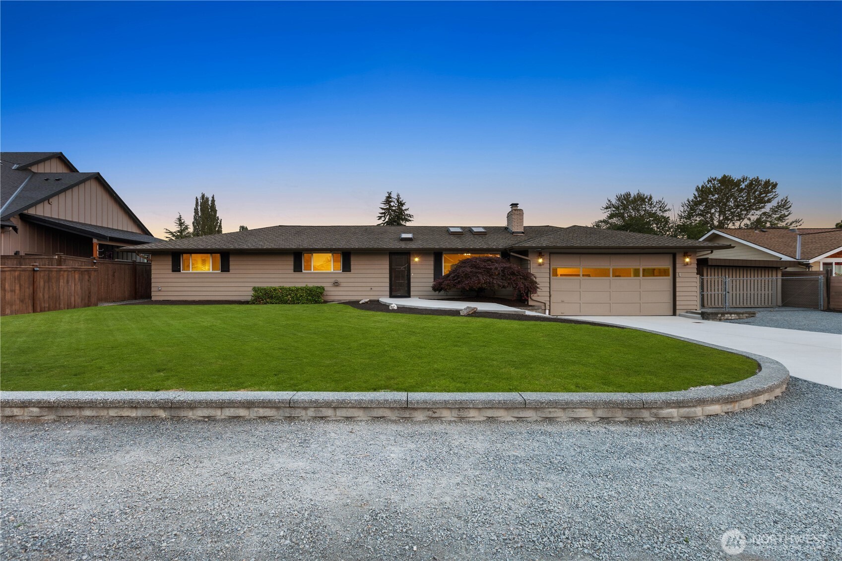 5614 66th Place Property Photo 1