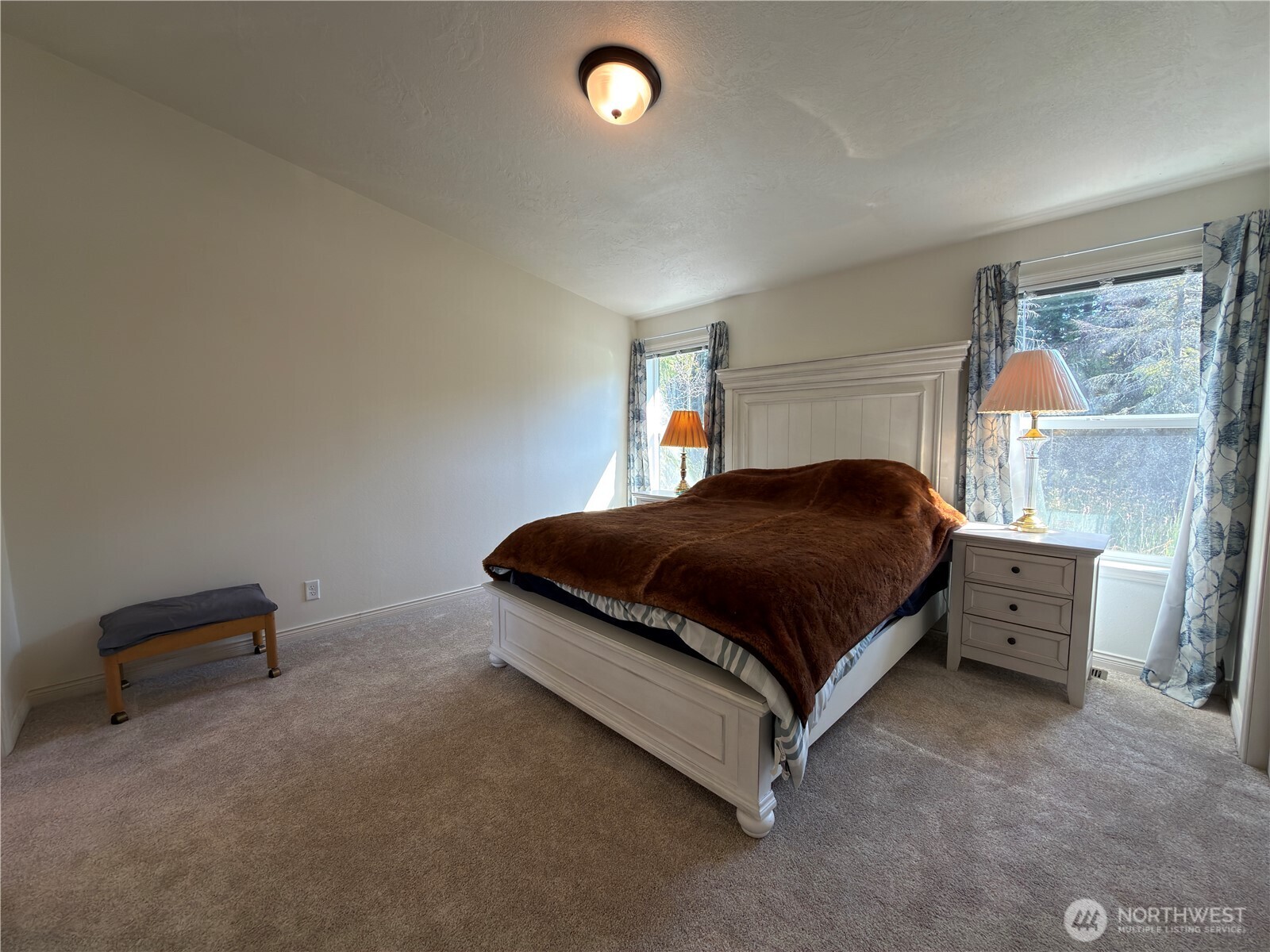 160 Sea Lawn Drive Property Photo 7