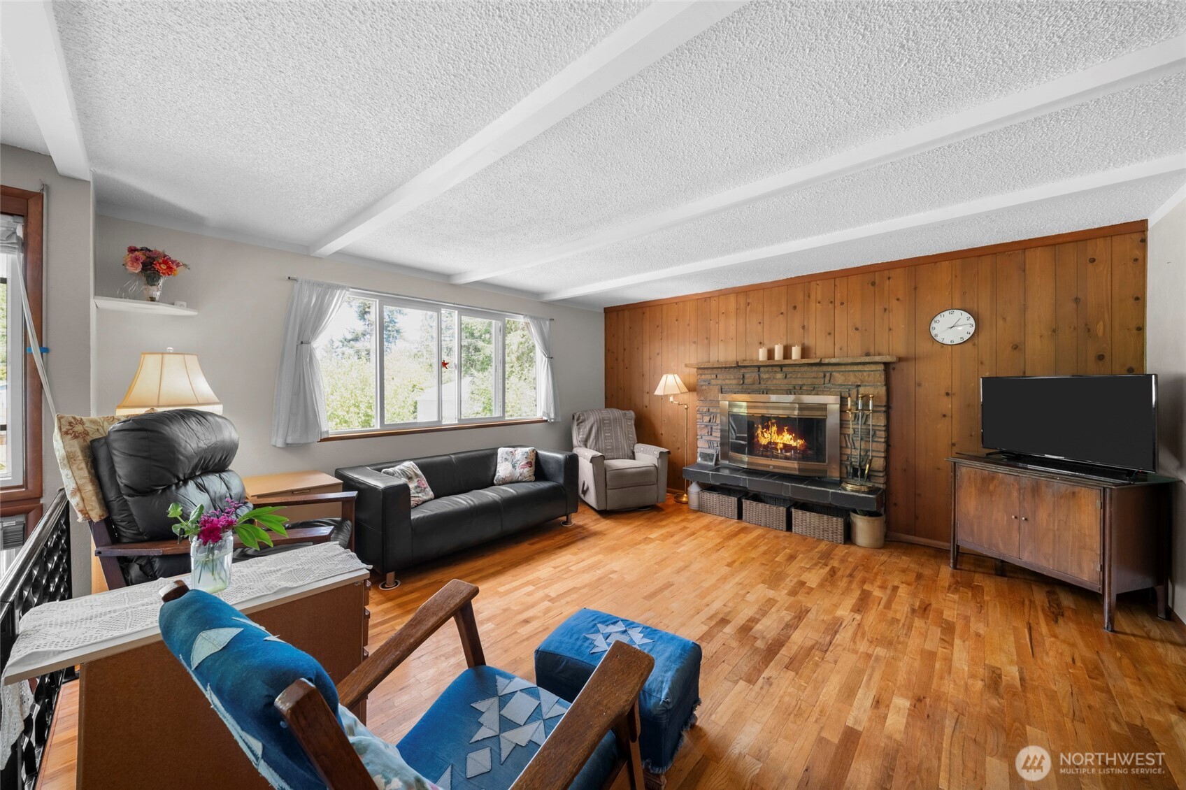 5111 21st Avenue Property Photo 3
