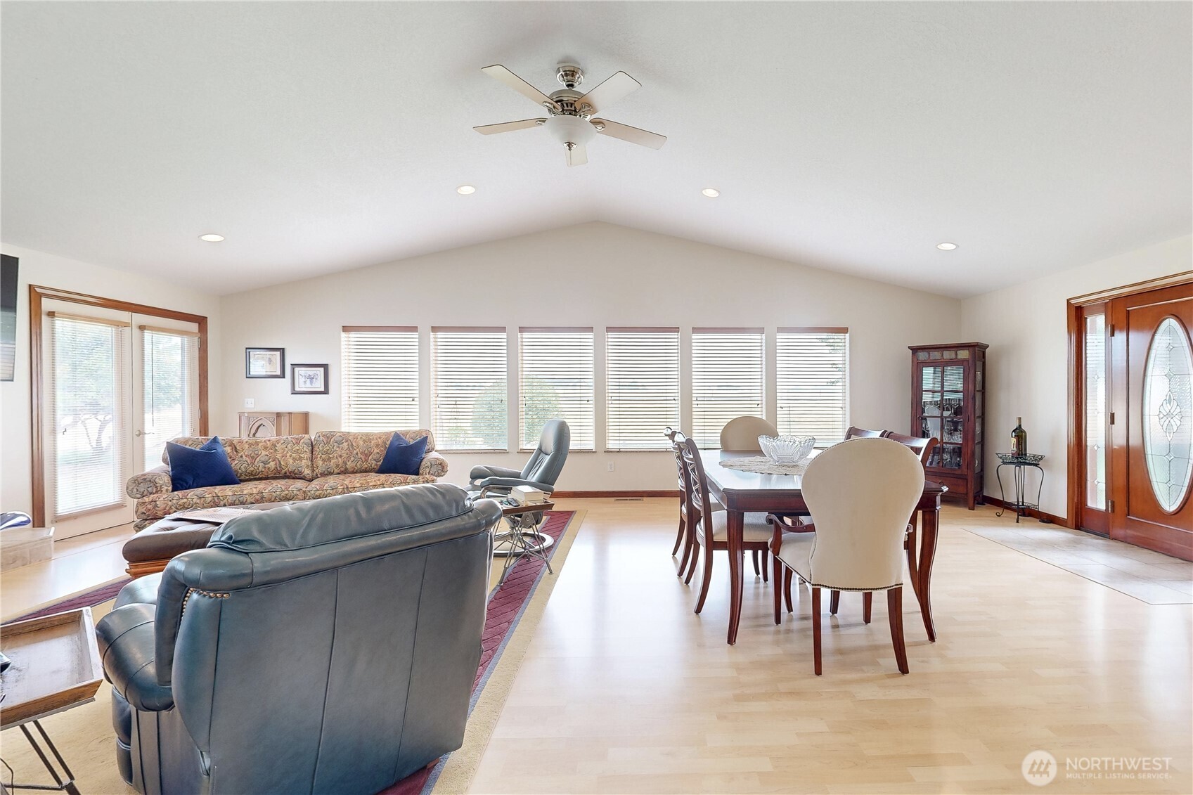 266 Thurber Road Property Photo 5