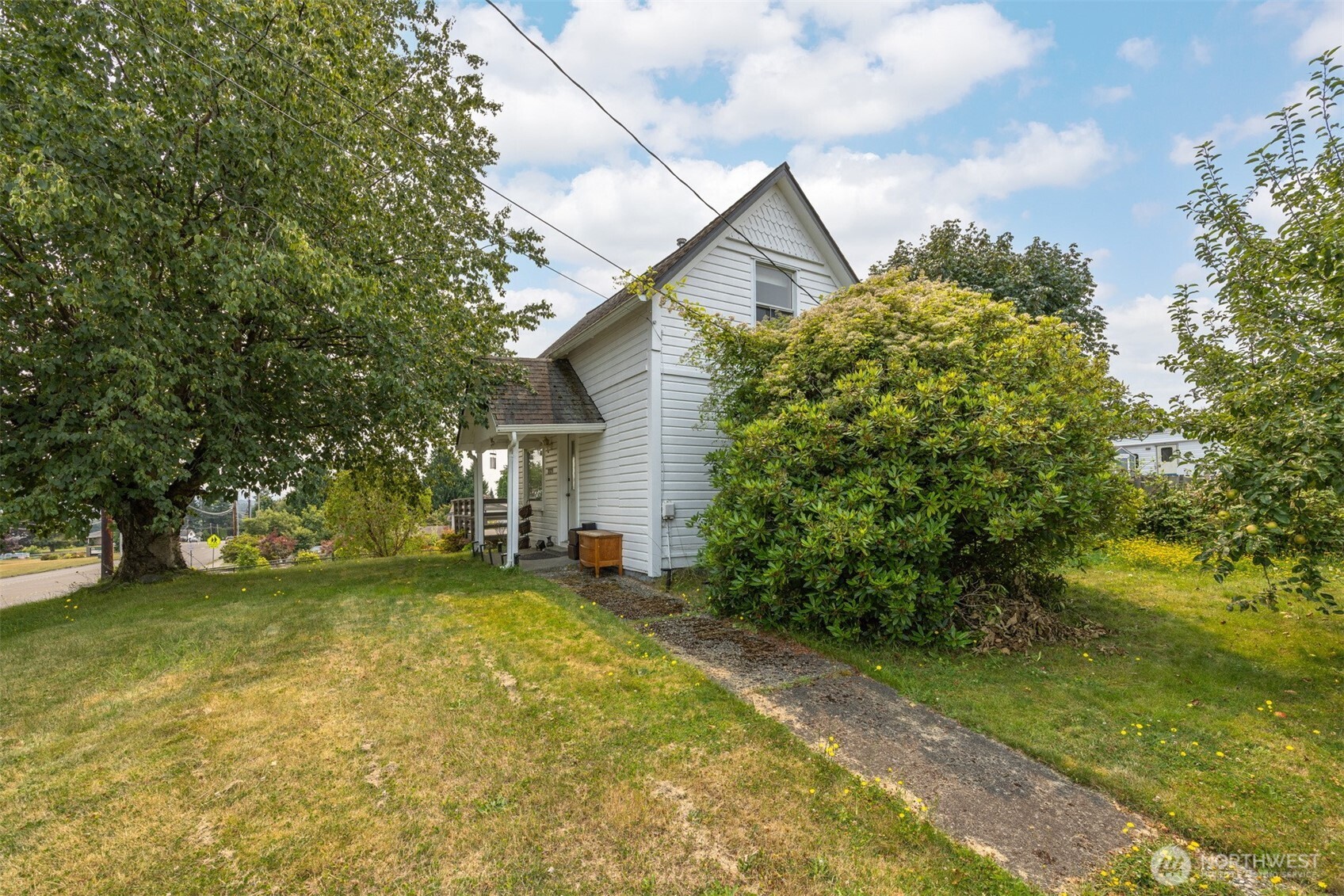 2171 Gardiner Drive Property Photo 4